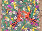 une peinture représentant des oiseaux et des fleurs sur un fond marron