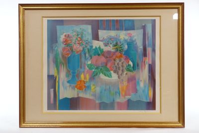 tableau représentant un vase de fleurs posé sur une table, avec une chaise en arrière-plan