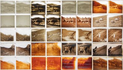 Ensemble de vingt plaques diapositives représentant les Vill…