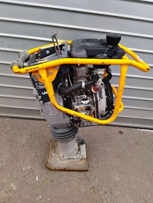 Pilonneuse diesel PN3 BELLE ALTRAD RT X 80D