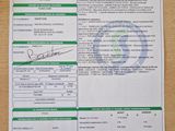 un document sur lequel figure la photo d'une pièce d'identité