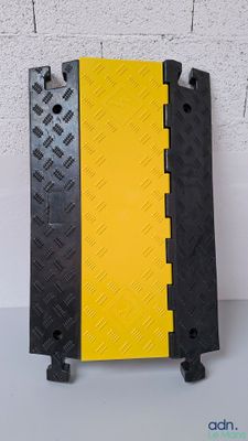 Lot à retirer à Décines-Charpieu (69150) du lundi au vendred…