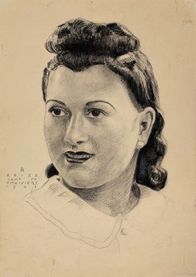 portrait d'une jeune fille avec un chignon dans les cheveux