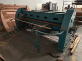an image of a machine that is sitting in a room