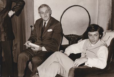 F. Proust. Jean Anouilh, septembre 1974.