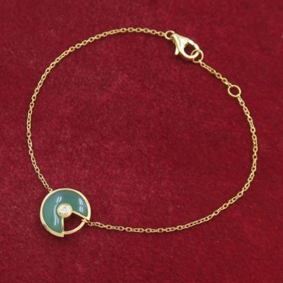 Marque : Cartier Modèle : Amulette XS
