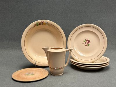 LONGWY service Betty Plat creux, trois assiettes creuses, as…
