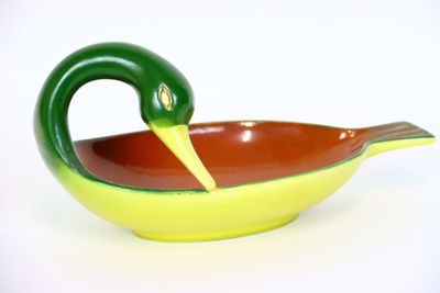 SAINT CLÉMENT Vasque zoomorphe formant canard en faïence éma…