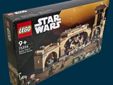 a box with a lego star wars set inside of it