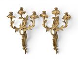 paire d'appliques murales anciennes en laiton avec fleurs et feuilles