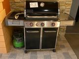 an image of a bbq with two burners on it