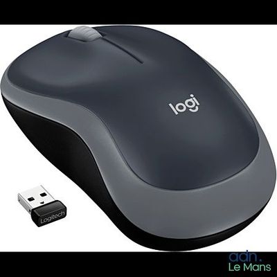 une souris d'ordinateur posée à côté d'un périphérique USB