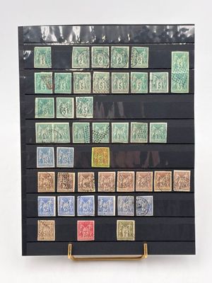 EMISSIONS GENERALES. Réunion de timbres non dentelés type "s…