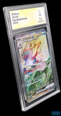 une image d'une carte Pokémon dans un étui en plastique transparent