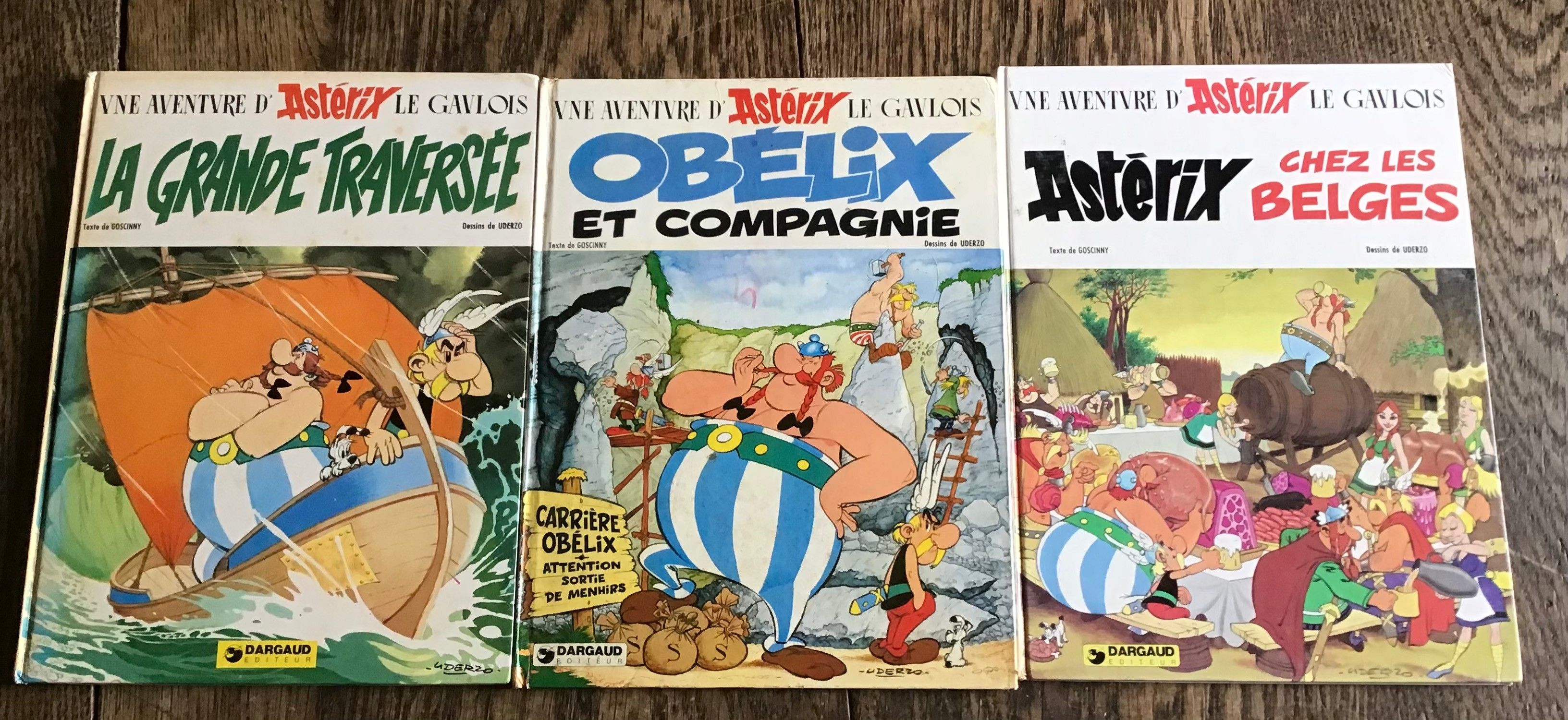 Goscinny et Uderzo Une Aventure d’Asterix le Gaulois 3 albums en édition originale Chez Dargaud Bel état