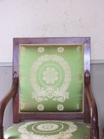 PAIRE DE FAUTEUILS en acajou et placage d'acajou à dossier d… (photo 3)