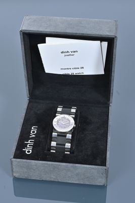 DINH VAN modèle "Cible 28" Montre bracelet de dame en acier,…