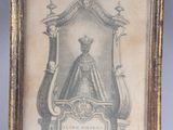 une vieille photo représentant une femme en robe