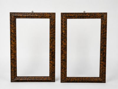 paire de miroirs à cadre en écaille d'italien du XIXe siècle