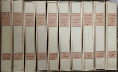 beaucoup de livres sur une étagère