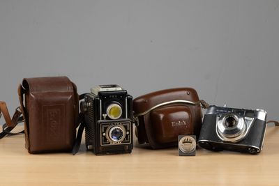 Appareil photo argentique Kodak Reinette ia et son étui et u…