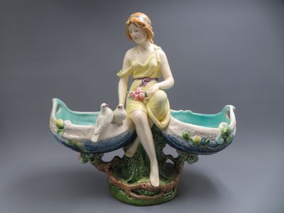 Dans le goût de ROYAL DUX BOHEMIA.