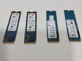 three different types of ram modules are shown on a table