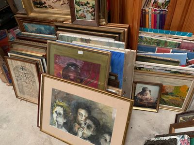 Lot de pièces encadrées