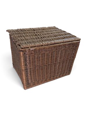 an image of a wicker box with a lid on a white background