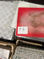 Lot de caillibouti et caisse en plastique, en l'état (photo 3)