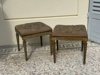 Paire de tabourets en bois relaqué crème et vert, les quatre… (photo 5)