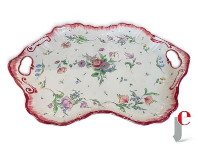 an image of a decorative tray with flowers on it