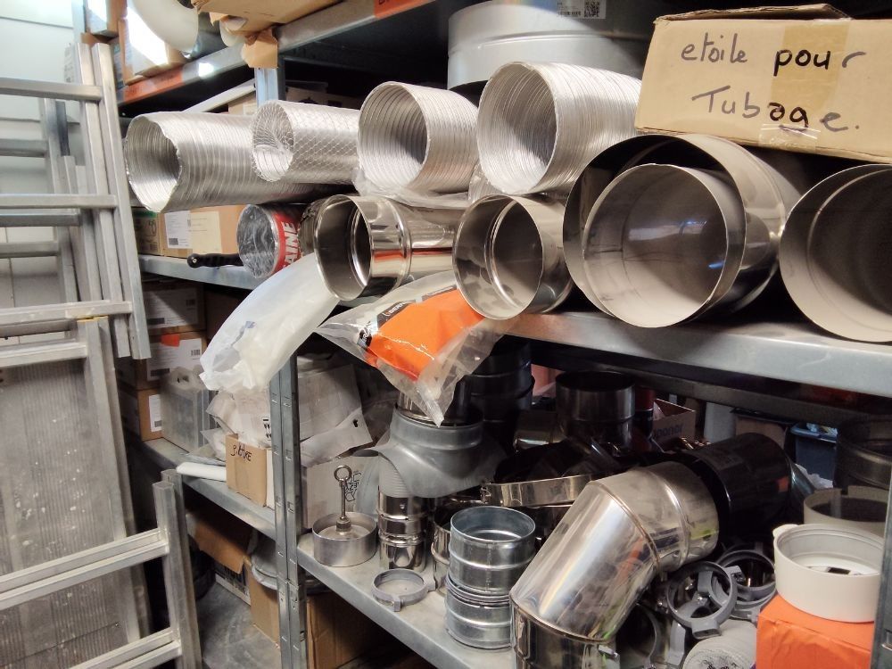 1 lot de conduits cheminée et chauffage et extensibles