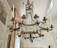 GRAND LUSTRE à douze bras de lumière en bronze ciselé et ajo… (photo 3)