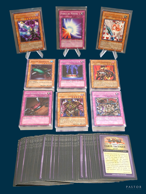 a lot of cards that are on the table
