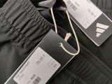 an image of a pair of men ' s pants with a tag on them