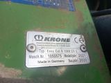 a picture of a close up of a sign on a machine