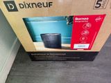 boxed box of a box with a picture of a planter inside of it