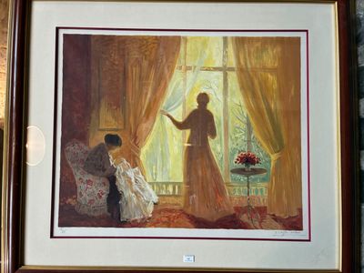tableau représentant une femme debout devant une fenêtre, à côté d'une femme assise sur une chaise