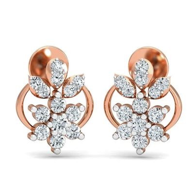 une paire de boucles d'oreilles en or rose et diamants