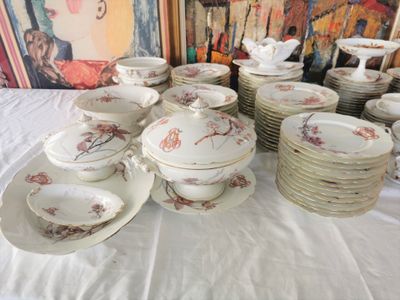 Limoges - Martial .Redon : service de table en porcelaine mo…