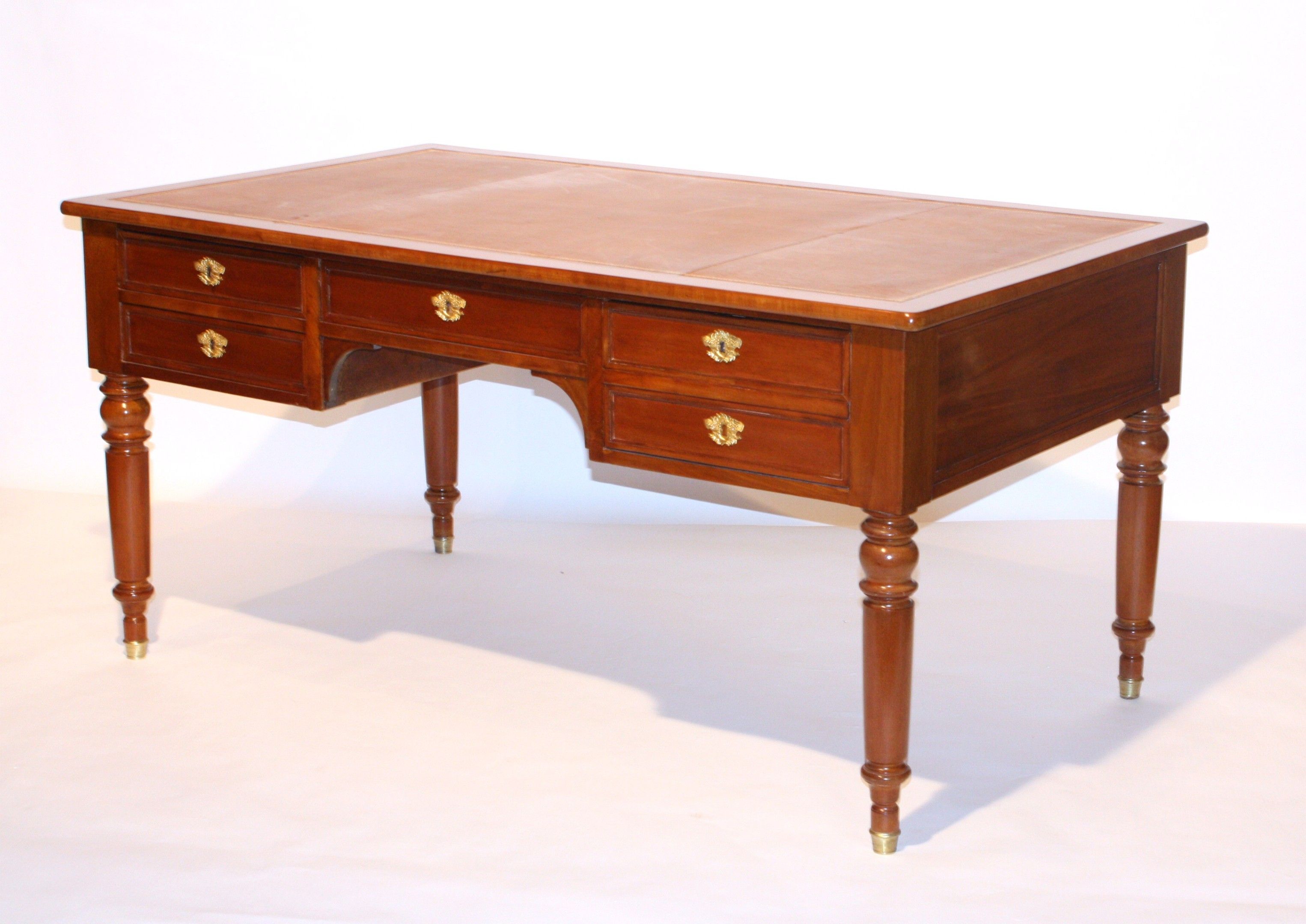 Objets d'art & Curiosités