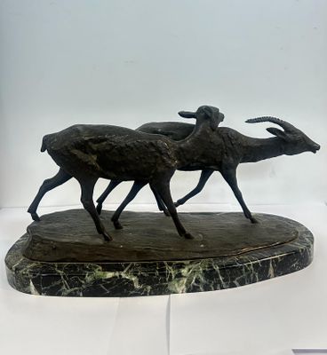 ROCHARD Irénée (1906-1984) : SUJET en bronze représentant de…