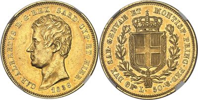 a gold sovereign coin with a crown on top of it