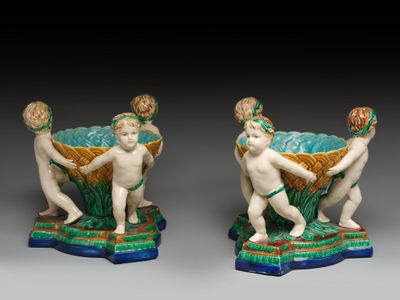 MINTON Paire de centres de table en faïence dite majolique p… - Photo 1