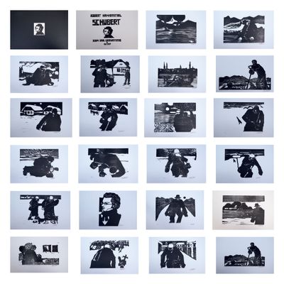 photographie en noir et blanc issue d'une série de clichés représentant un homme à moto