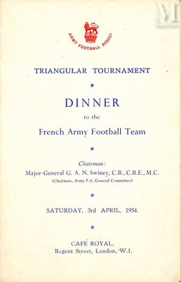 un ancien programme d'un dîner organisé pour l'équipe de football de l'armée française