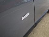 a sticker on the side of a car that says yak