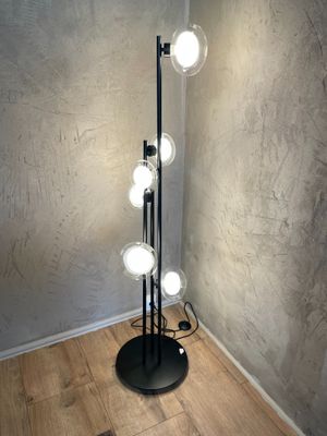 1 lampadaire » luva black »