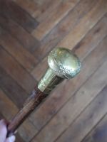 CANNE en bois teinté à pommeau en vermeil à décor de frises … (photo 4)